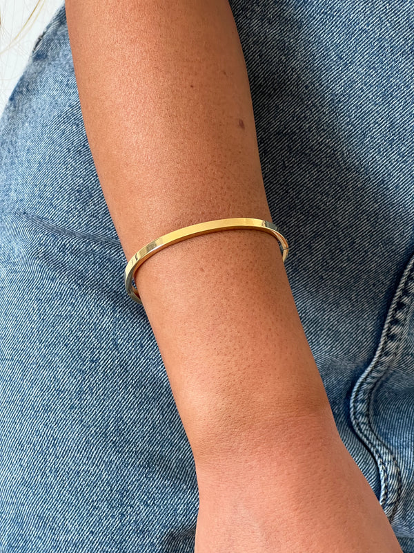 Bratara Gold Edge